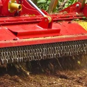 ¿Cuál es la función de una trituradora forestal?