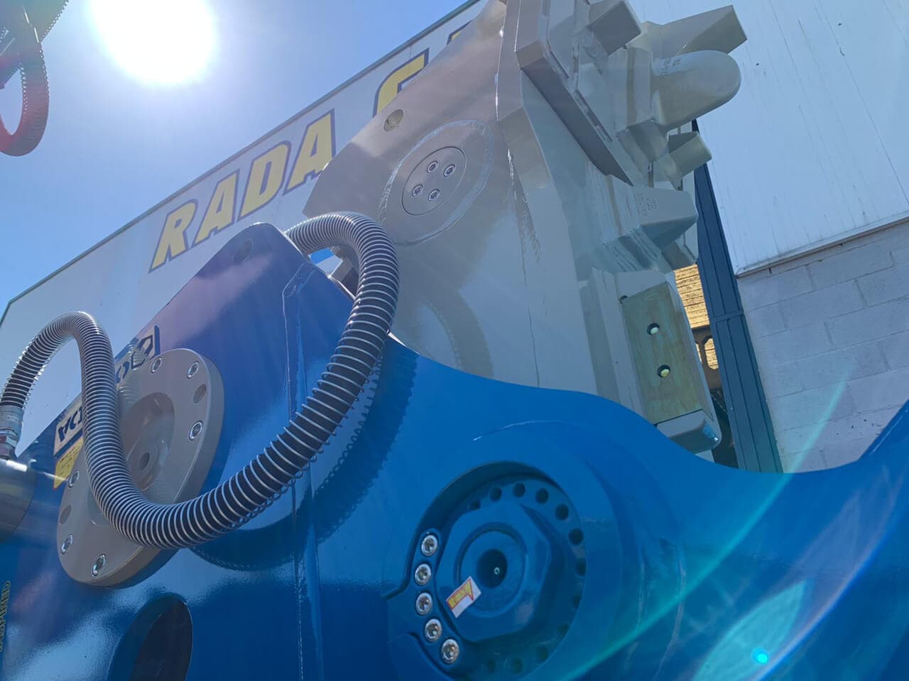 Rada Galicia, una empresa de confianza en equipos hidráulicos y maquinaria de obra pública