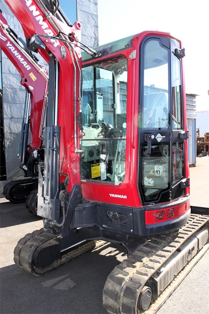 Foto 6 Miniexcavadora Yanmar ViO33 | VENDIDA 