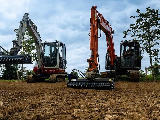 ¿Por qué los implementos para excavadoras G-Rake ayudan a ganar en ahorro?